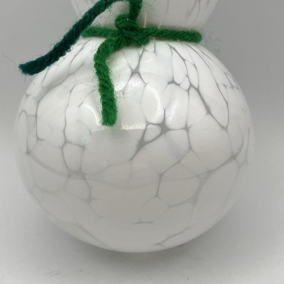 Glass Snowman Handblown Ornament Sculpture White Marbled / Emerald Hat Christmas - Picture 6 of 10